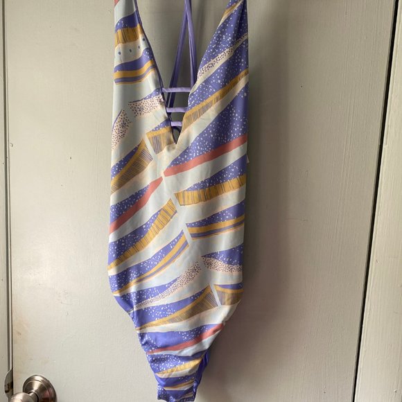 NWT Patagonia violet one piece swimsuit reverse - Picture 11 of 11